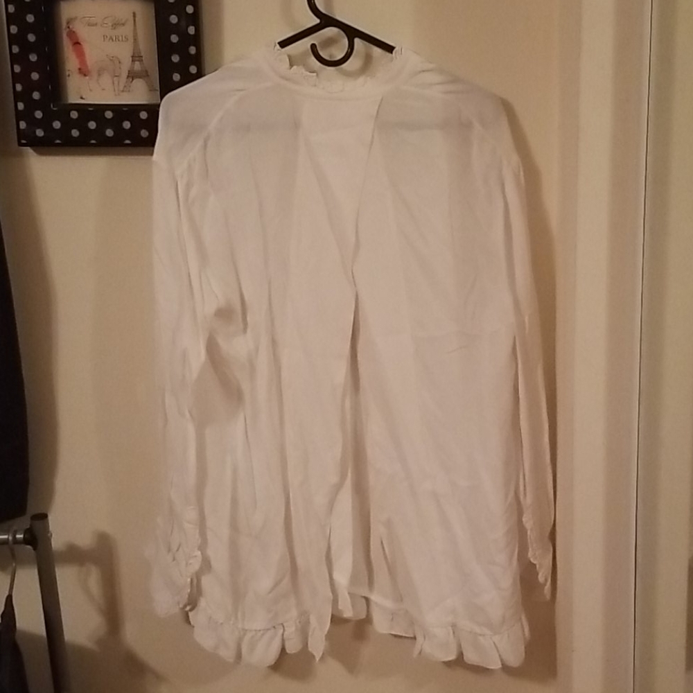 Top - Picture 2 of 2